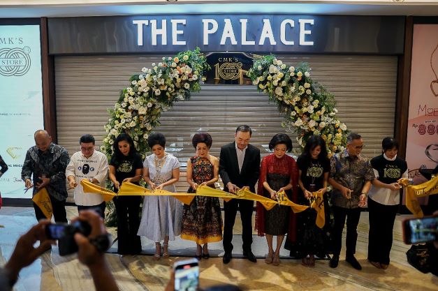 Sebagai Brand Perhiasan